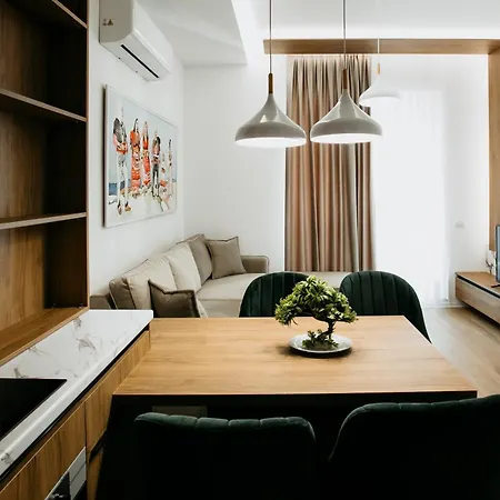 Stylish Nest @15 Min To Center Apartment Tirana